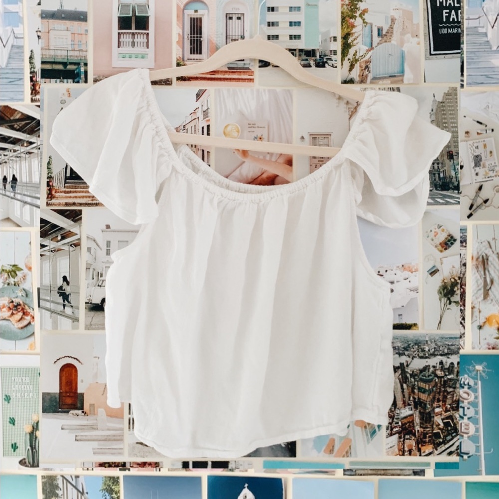AERIE FLOWY SLEEVE WHITE TOP
